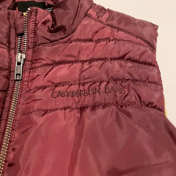 Calvin Klein Kids Boys Vest Size 5 - Picture 3 of 16